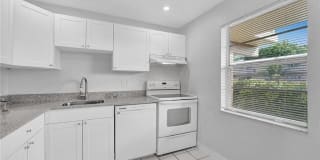 7605 NW 5th Pl 7605 NW 5th Pl Photo Gallery 1