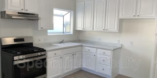 708 N. Kenwood St. 708 N. Kenwood St. Photo Gallery 1