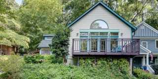 1012 Berne Street SE 1012 Berne Street SE Photo Gallery 1