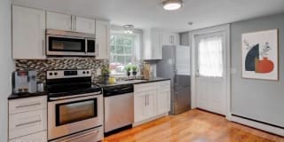 469 Sea St, #1 469 Sea St, #1 Photo Gallery 1