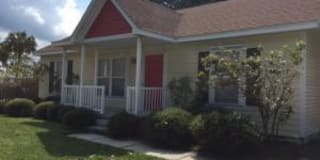 1520 Magnolia Street NE 1520 Magnolia Street NE Photo Gallery 1