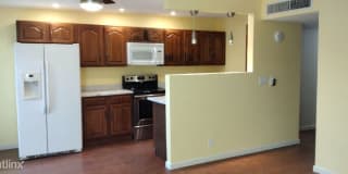 3010 N Edith Blvd 3010 N Edith Blvd Photo Gallery 1