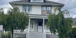 28 VERPLANCK AVE 28 VERPLANCK AVE Photo Gallery 1