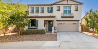 98 North Bay Drive 98 North Bay Drive Photo Gallery 1