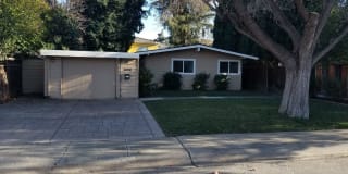 10700 Minette Drive 10700 Minette Drive Photo Gallery 1