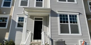 612 Albion Pl 612 Albion Pl Photo Gallery 1