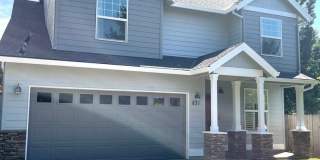 831 NW Douglas Place 831 NW Douglas Place Photo Gallery 1