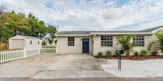 1125 Michigan Dr N 1125 Michigan Dr N Photo Gallery 1