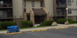4400 S. Poplar 303 4400 S. Poplar 303 Photo Gallery 1