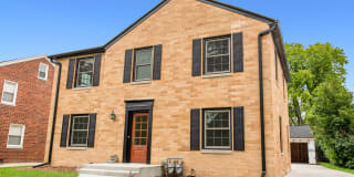 5026 N Bay Ridge Ave 5026 N Bay Ridge Ave Photo Gallery 1