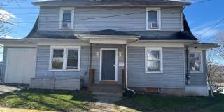 300 Glendon Avenue 300 Glendon Avenue Photo Gallery 1