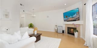 512 N Stoneman Ave 512 N Stoneman Ave Photo Gallery 1