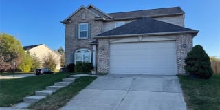 945 N Woodview Drive 945 N Woodview Drive Photo Gallery 1