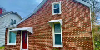 1709 Cass Street 1709 Cass Street Photo Gallery 1