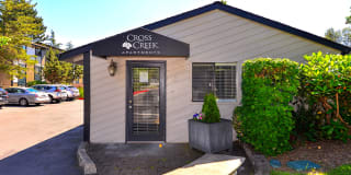 Cross Creek Apartments Cross Creek Apartments Photo Gallery 1