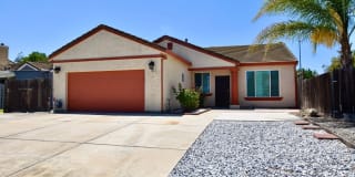 300 Lakespring Pl. 300 Lakespring Pl. Photo Gallery 1