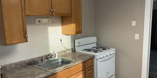 18 Dupont Avenue 18 Dupont Avenue Photo Gallery 1
