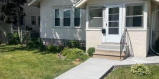 2923 Thomas Ave N 2923 Thomas Ave N Photo Gallery 1