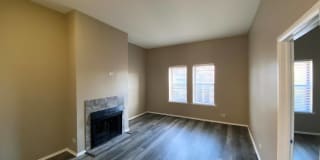 1816 N Halsted 1816 N Halsted Photo Gallery 1