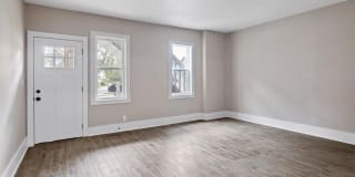 32 N Vine Street 32 N Vine Street Photo Gallery 1