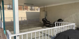 223 E BURBANK BLVDAPT 102 223 E BURBANK BLVDAPT 102 Photo Gallery 1