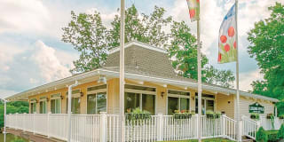 Lakeview Apartments Lakeview Apartments Photo Gallery 1
