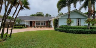 4624 Holly Drive 4624 Holly Drive Photo Gallery 1