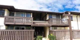 40 CLUB HOUSE DR 40 CLUB HOUSE DR Photo Gallery 1