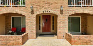 5914 COVE LANDING RD #102 5914 COVE LANDING RD #102 Photo Gallery 1