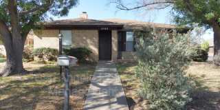 3705 Parkwood 3705 Parkwood Photo Gallery 1