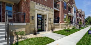 480 N Sherman Ave 480 N Sherman Ave Photo Gallery 1