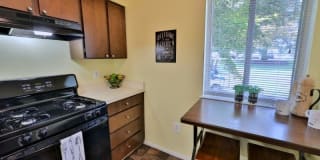 Lakewood Hills Apartments & Townhomes Lakewood Hills Apartments & Townhomes Photo Gallery 1
