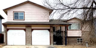 5225 Wainwright Drive 5225 Wainwright Drive Photo Gallery 1