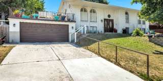 1561 Charlene Dr 1561 Charlene Dr Photo Gallery 1