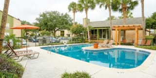 Oaks of Westchase Oaks of Westchase Photo Gallery 1