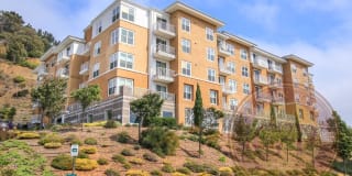 501 Crescent Way, Unit #5403 501 Crescent Way, Unit #5403 Photo Gallery 1