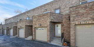 479 N Addison Avenue 479 N Addison Avenue Photo Gallery 1