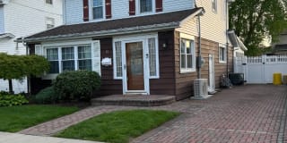 18 SPRUCE ST 18 SPRUCE ST Photo Gallery 1