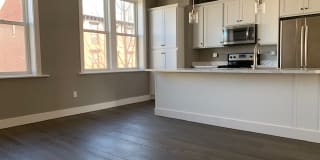 920 N 3rd St, Apt 201 920 N 3rd St, Apt 201 Photo Gallery 1