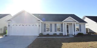 107 Sellhorn Boulevard 107 Sellhorn Boulevard Photo Gallery 1