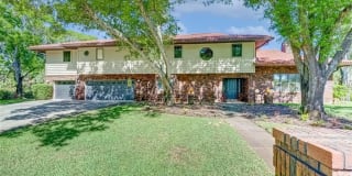 250 STRATHMORE AVENUE 250 STRATHMORE AVENUE Photo Gallery 1