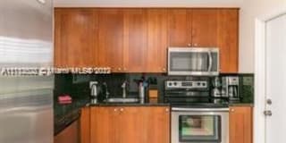 950 Hillcrest Dr 950 Hillcrest Dr Photo Gallery 1