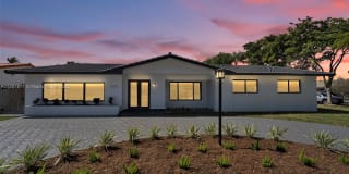 1704 SW 104th Ct 1704 SW 104th Ct Photo Gallery 1