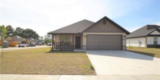 2508 S E ST 2508 S E ST Photo Gallery 1