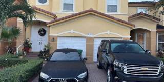11074 NW 86th Ter 11074 NW 86th Ter Photo Gallery 1