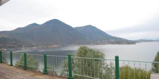 10448 Edgewater Dr 10448 Edgewater Dr Photo Gallery 1