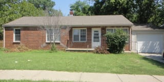 4702 E Lincoln St 4702 E Lincoln St Photo Gallery 1