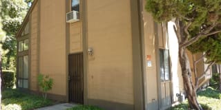 14000 Edgewater Dr. 14000 Edgewater Dr. Photo Gallery 1
