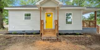 307 Lee Vaughn Rd 307 Lee Vaughn Rd Photo Gallery 1