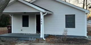 900 N Wilson Avenue 900 N Wilson Avenue Photo Gallery 1
